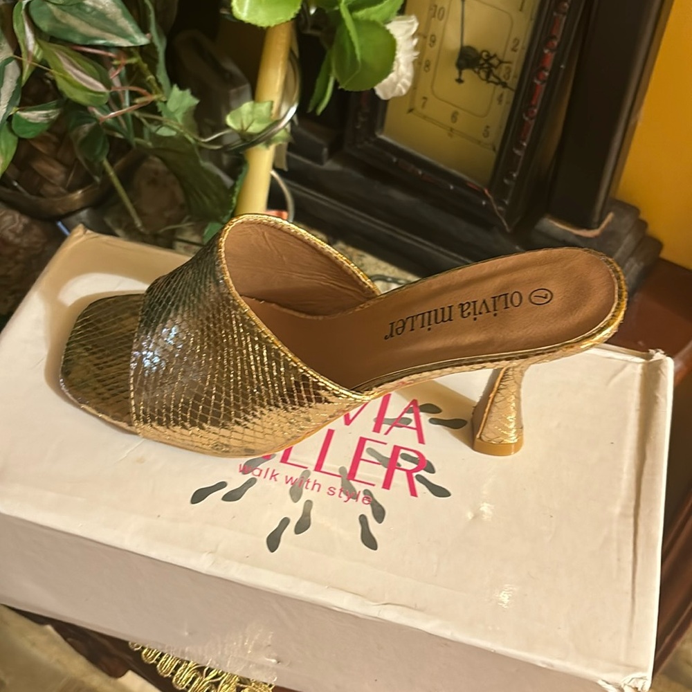 Olivia Miller walk with style mule shoes size 7